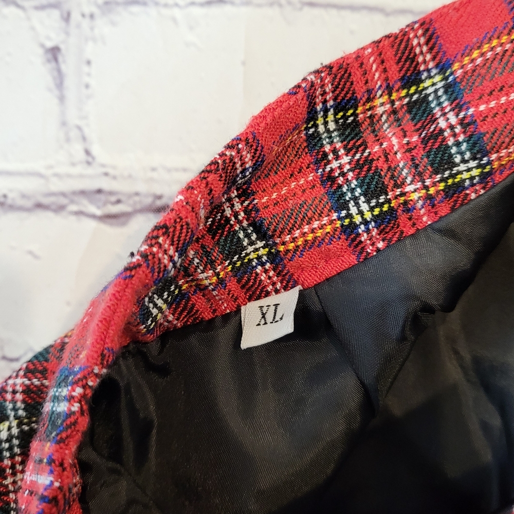 Tartan Plaid Red and Black Mini Skirt - Picture 5 of 6
